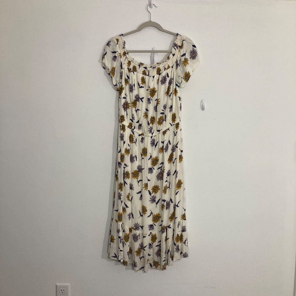 Old Navy Womens Dress M Off White Floral Smocked Maxi Cottagecore Boho